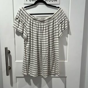 Max Studio off the shoulder top